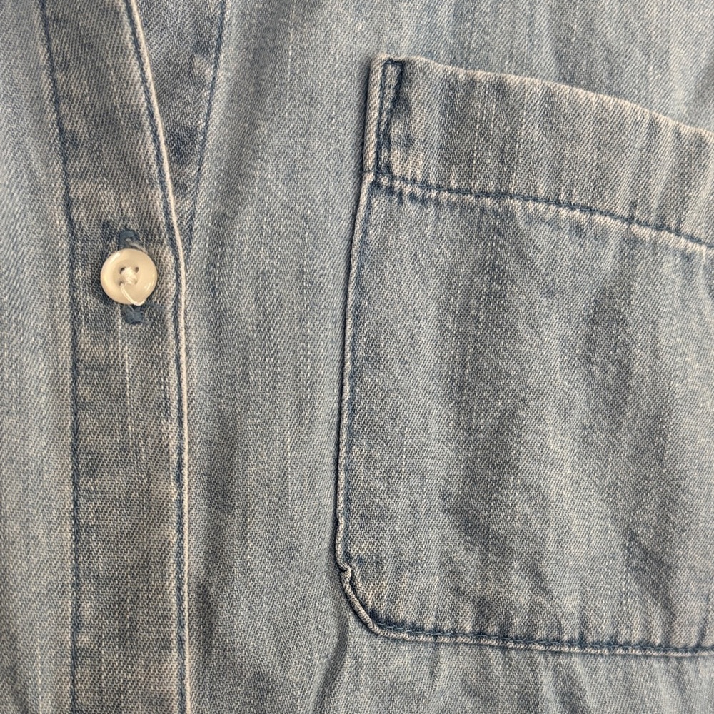LOFT Sleeveless Denim Button-Front Shirt - Light Blue Wash - Picture 3 of 4